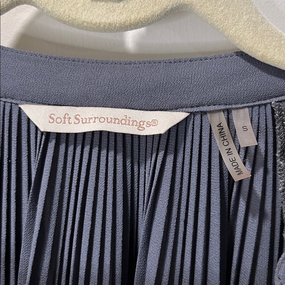 Pleated 2 piece Blouse with cami Soft Surroundings Taupe - Picture 2 of 9